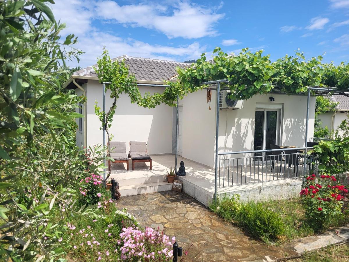 Ioannis Houses - Gemuetliches Ferienhaus Im Olivenhain Skala Potamia  Exterior foto
